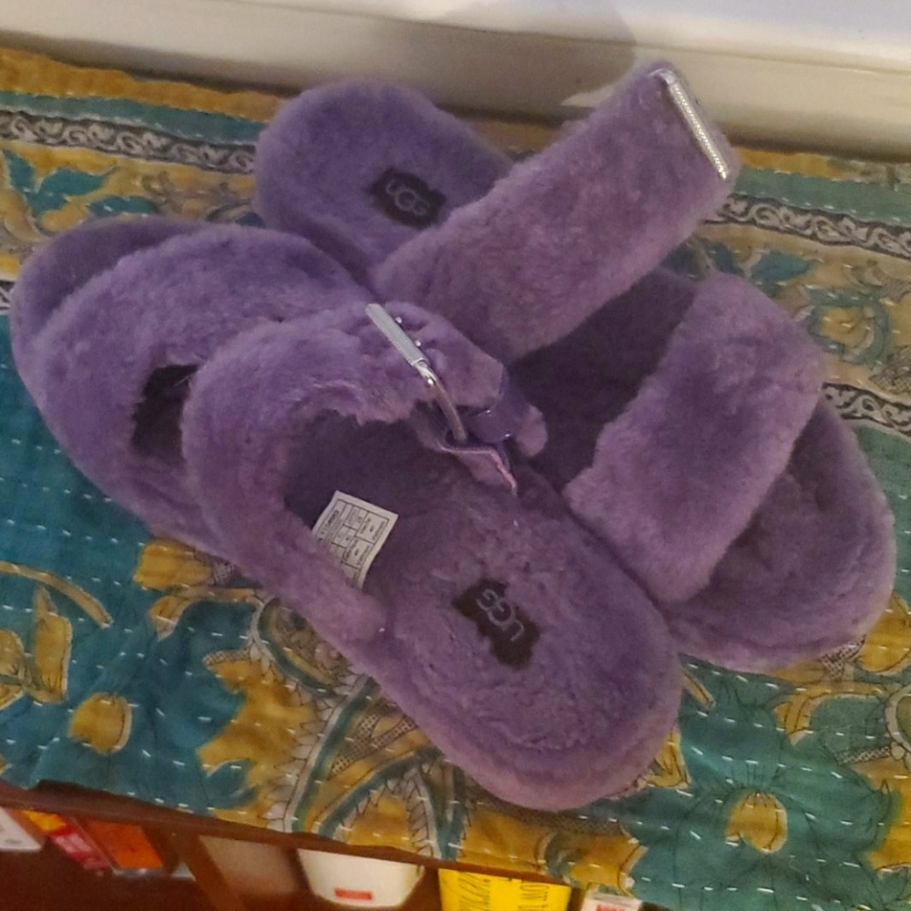 Ugg Fuzz Yeah slippers
